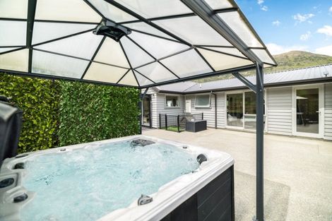 Photo of property in 80 Stalker Road, Lower Shotover, Queenstown, 9304