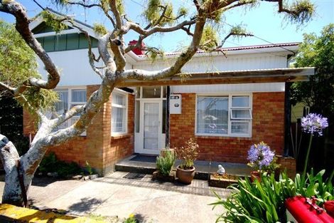 Photo of property in 62 Stanley Street, Berhampore, Wellington, 6023