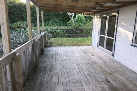 Photo of property in 20 Peterhouse Place, West Harbour, Auckland, 0618