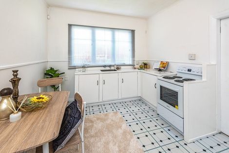 Photo of property in 20 Manuka Street, Castlecliff, Whanganui, 4501