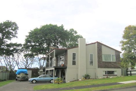 Photo of property in 4 Walnut Grove, Omokoroa, 3114