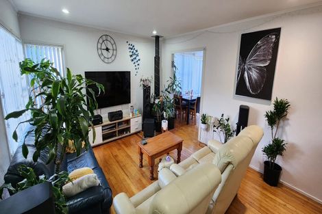 Photo of property in 29 Stott Avenue, Birkdale, Auckland, 0626