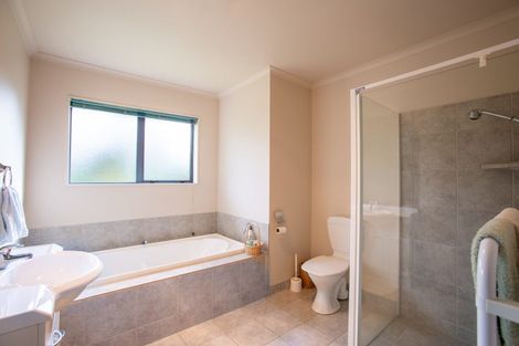 Photo of property in 15 Guinane Street, Dannevirke, 4930