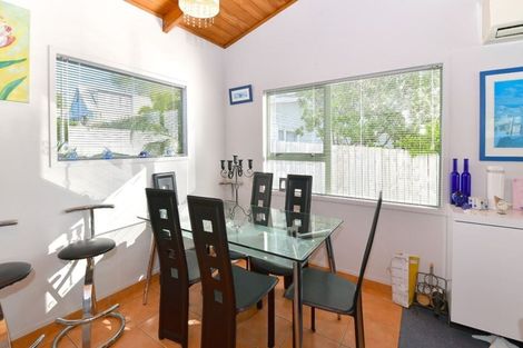 Photo of property in 19a Walbrook Road, Manly, Whangaparaoa, 0930