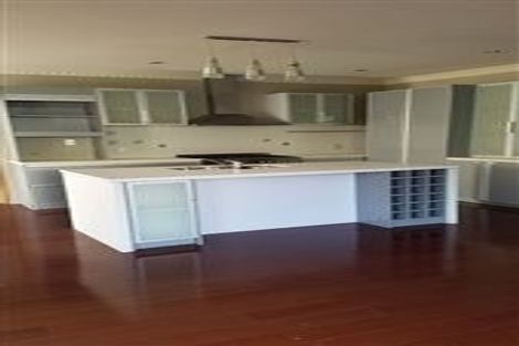 Photo of property in 8 Elkstone Place, Henderson, Auckland, 0612