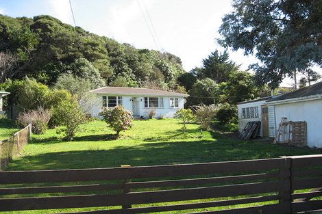 Photo of property in 6 Dover Road, Wainuiomata, Lower Hutt, 5014