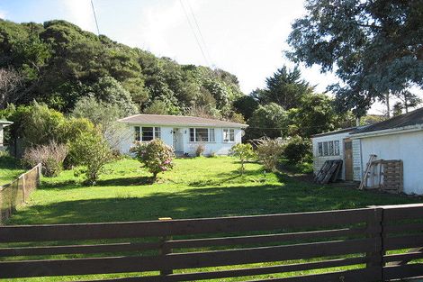 Photo of property in 6 Dover Road, Wainuiomata, Lower Hutt, 5014