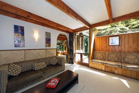 Photo of property in 12 Taraire Road, Titirangi, Auckland, 0604