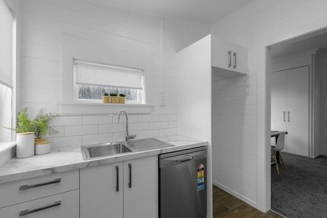 Photo of property in 79 Randwick Crescent, Moera, Lower Hutt, 5010