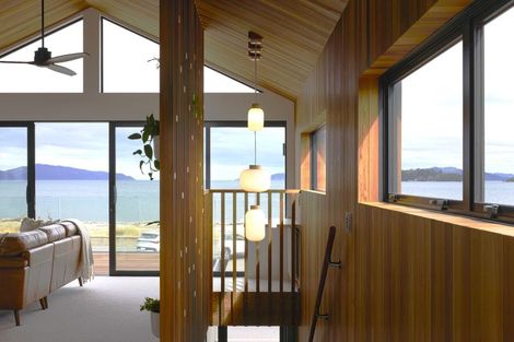 Photo of property in 239 The Esplanade, Petone, Lower Hutt, 5012