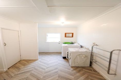 Photo of property in 19a Seaforth Avenue, Mangere Bridge, Auckland, 2022