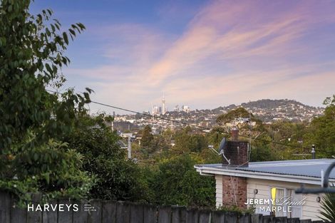 Photo of property in 35 South Lynn Road, Titirangi, Auckland, 0604