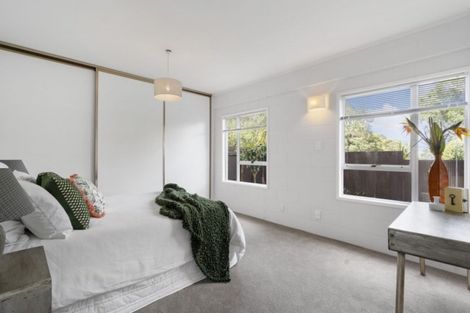 Photo of property in 12 Stanmore Bay Road, Stanmore Bay, Whangaparaoa, 0932