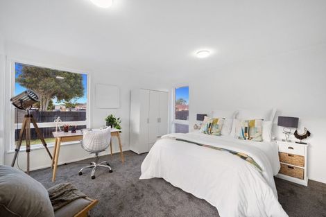 Photo of property in 39 Cottingham Crescent, Mangere East, Auckland, 2024