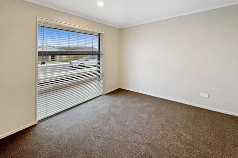 Photo of property in 42 Stackwood Avenue, Woodend, 7691