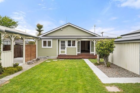 Photo of property in 6 Duke Street, Rangiora, 7400