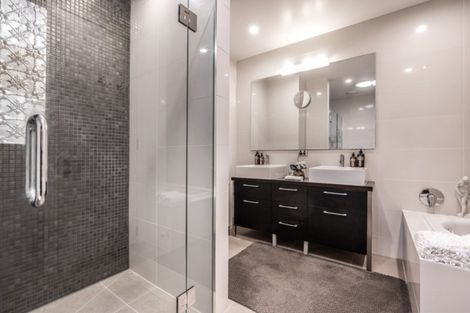 Photo of property in 2a/9 Saint Georges Bay Road, Parnell, Auckland, 1052