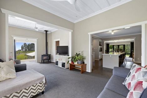 Photo of property in 443 Albert Road, Korito, New Plymouth, 4371