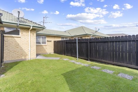 Photo of property in 11 Fernbrook Close, Burswood, Auckland, 2013