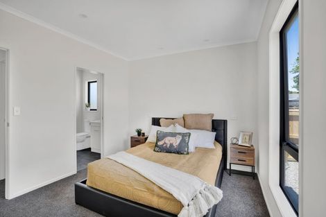 Photo of property in 11 Horoeka Street, Inglewood, 4330