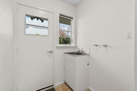 Photo of property in 1/2a Chilcombe Street, Ilam, Christchurch, 8041