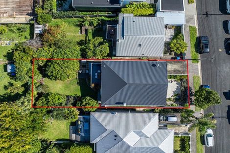 Photo of property in 8 Westmere Crescent, Westmere, Auckland, 1022