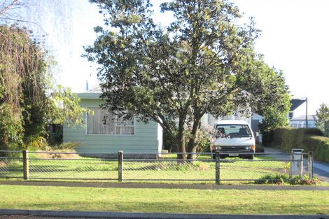 Photo of property in 11 Barton Avenue, Marewa, Napier, 4110