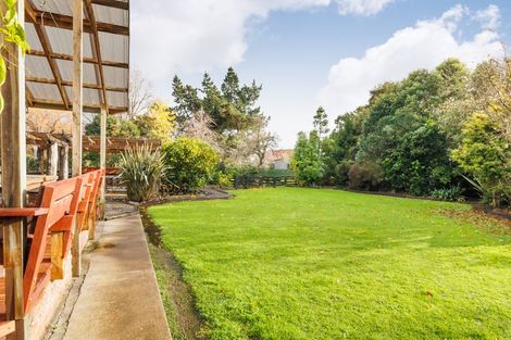 Photo of property in 24 Gorton Street, Bulls, 4818