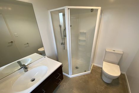 Photo of property in 1 Clifford Close, Leamington, Cambridge, 3432