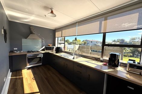 Photo of property in 33 Main Road, Owaka, 9535