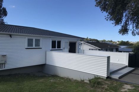 Photo of property in 27 Ellice Road, Totara Vale, Auckland, 0629