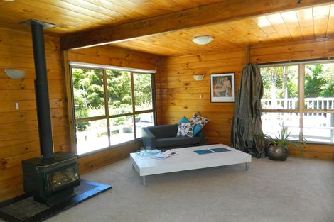 Photo of property in 10 Mission Road, Kerikeri, 0230