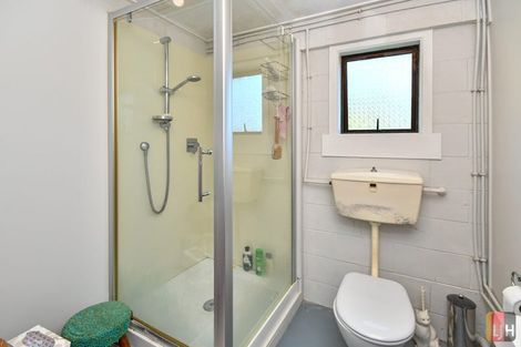 Photo of property in 20 Renwick Street, Papakura, 2110