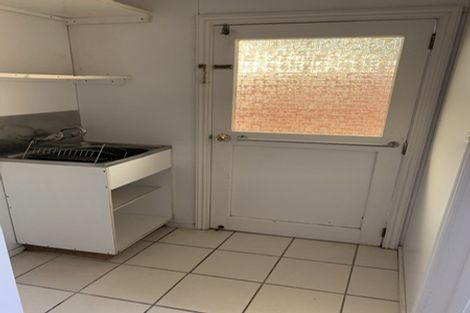Photo of property in 120a Mount Smart Road, Onehunga, Auckland, 1061