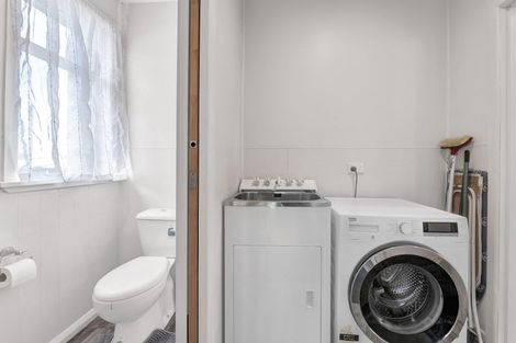 Photo of property in 140 Miranda Street, Stratford, 4332