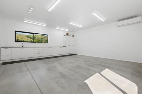 Photo of property in 154 Ohinepanea Road, Pukehina, Te Puke, 3186