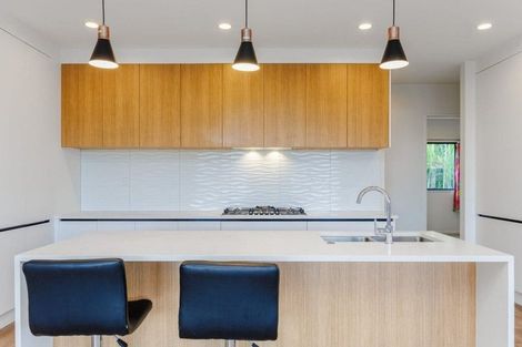 Photo of property in 33 Woodridge Drive, Stanmore Bay, Whangaparaoa, 0932