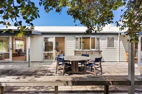 Photo of property in 14 The Dunes, Pauanui, Hikuai, 3579