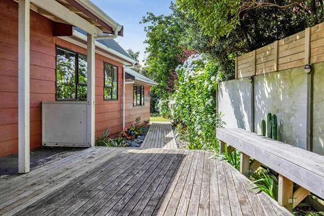 Photo of property in 4 Ponderosa Place, Opunake, 4616