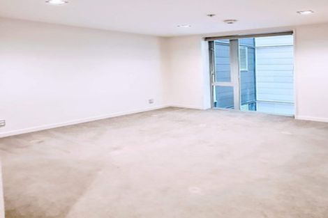Photo of property in Piermont Apartments, 4i/82 Cable Street, Te Aro, Wellington, 6011