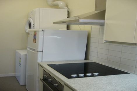 Photo of property in 4 Hawker Street, Mount Victoria, Wellington, 6011