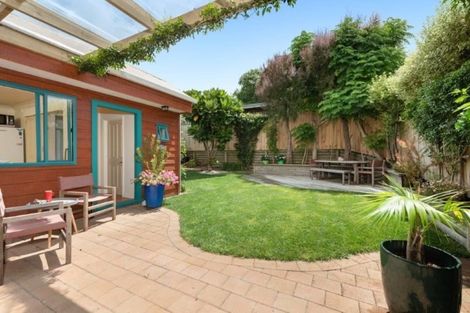 Photo of property in 99a Simpson Road, Papamoa Beach, Papamoa, 3118