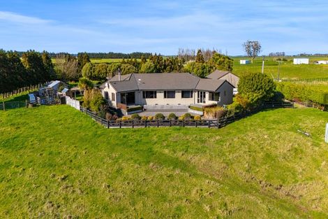 Photo of property in 355 Ngawhini Road, Hawera, 4674