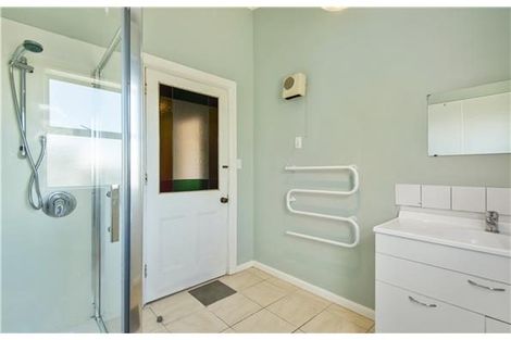 Photo of property in 120 Lincoln Road, Addington, Christchurch, 8024