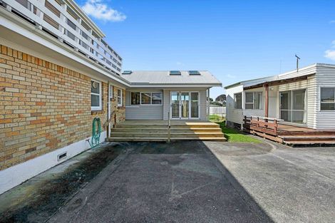 Photo of property in 330 Cambridge Road, Hillcrest, Hamilton, 3216