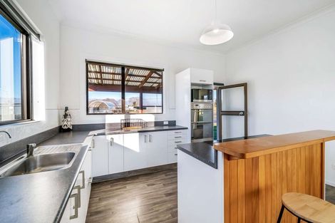 Photo of property in 16 Douglas Street, Balclutha, 9230