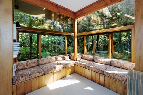 Photo of property in 12 Taraire Road, Titirangi, Auckland, 0604