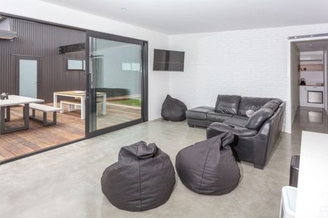 Photo of property in 31 Longreach Drive, Cooks Beach, Whitianga, 3591