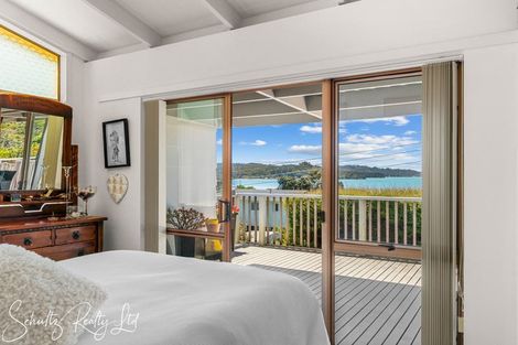 Photo of property in 9 Sandy Beach Road, Tinopai, Matakohe, 0593