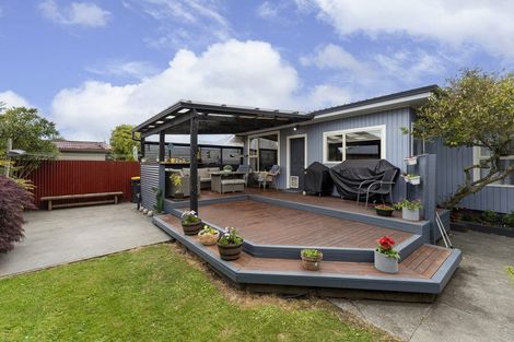 Photo of property in 6 Bentley Street, Russley, Christchurch, 8042